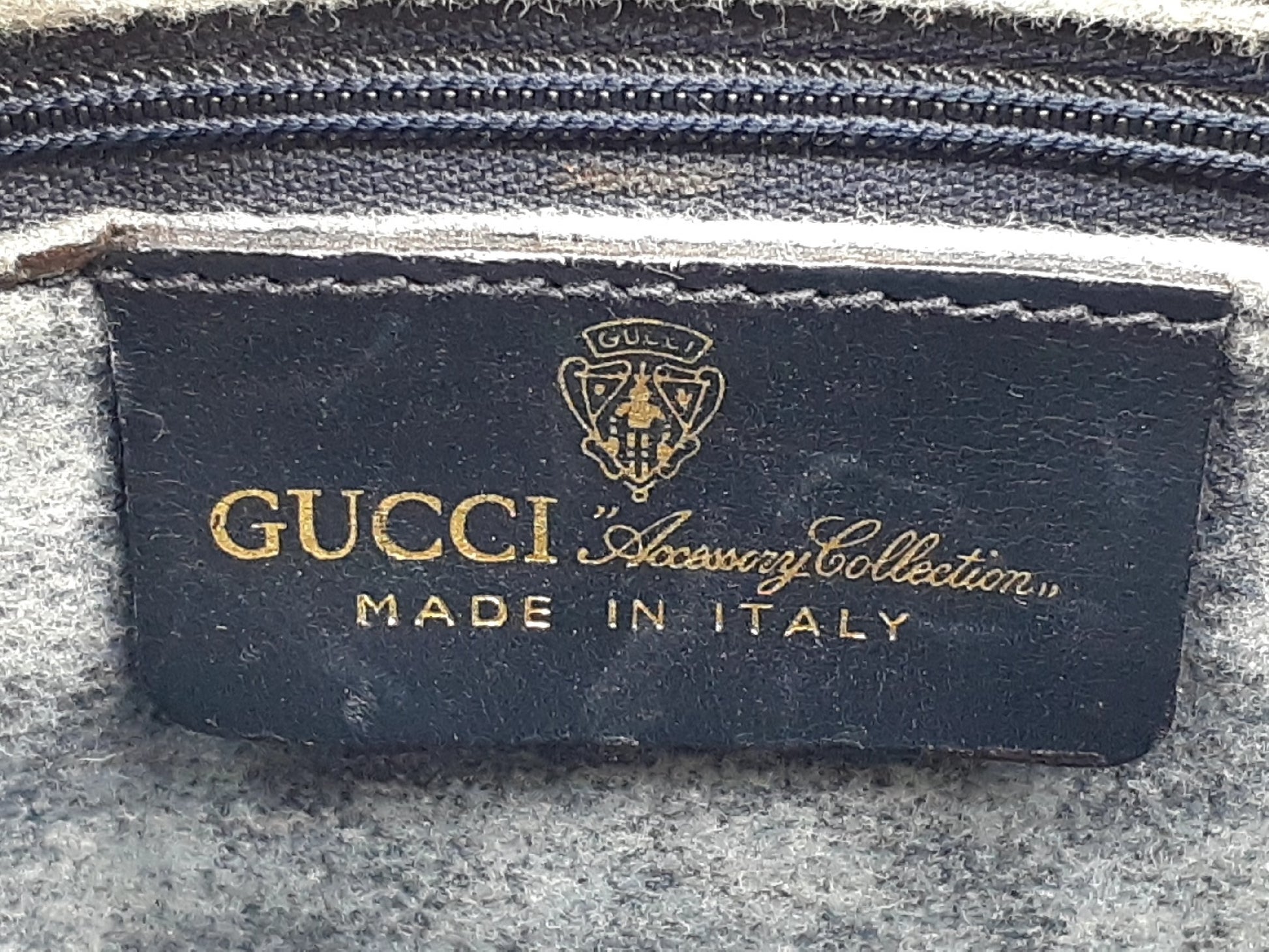 GUCCI GG Supreme Sherry Line Leather Handbag