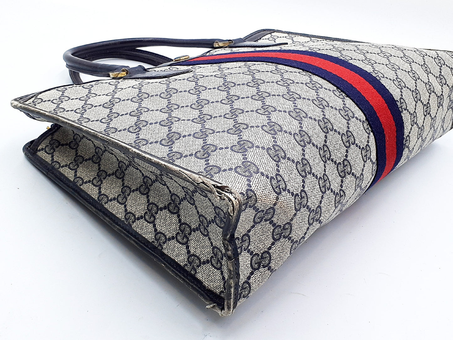 GUCCI GG Supreme Sherry Line Leather Handbag