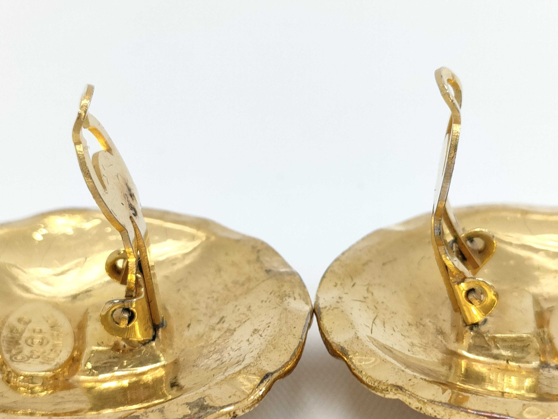 CHANEL Coco Mark Matelasse 93P Earrings