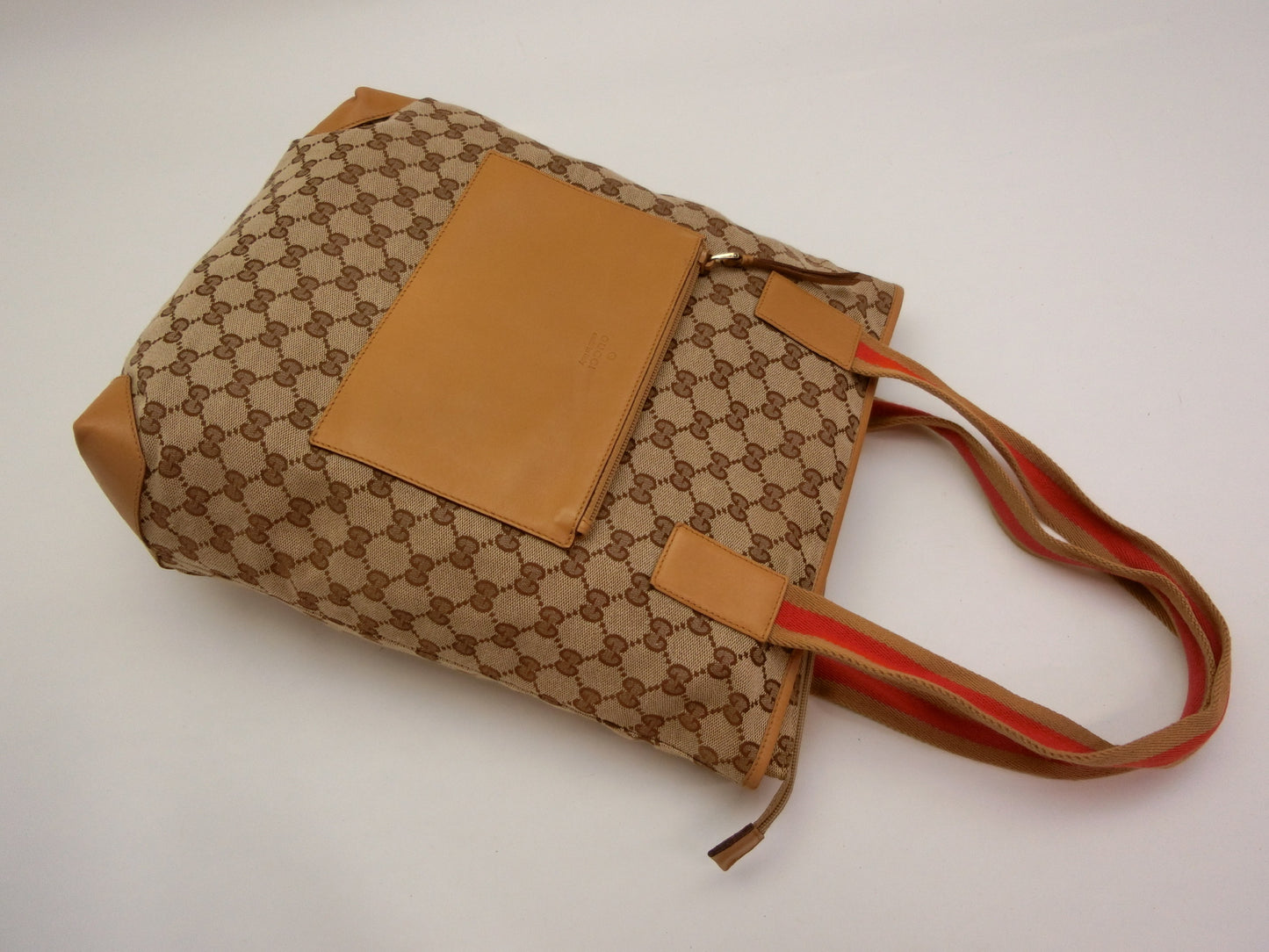 GUCCI GG Canvas Sherry Shoulder Bag