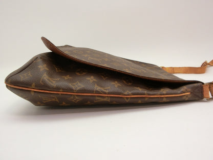 LOUIS VUITTON Monogram Musette Shoulder Bag