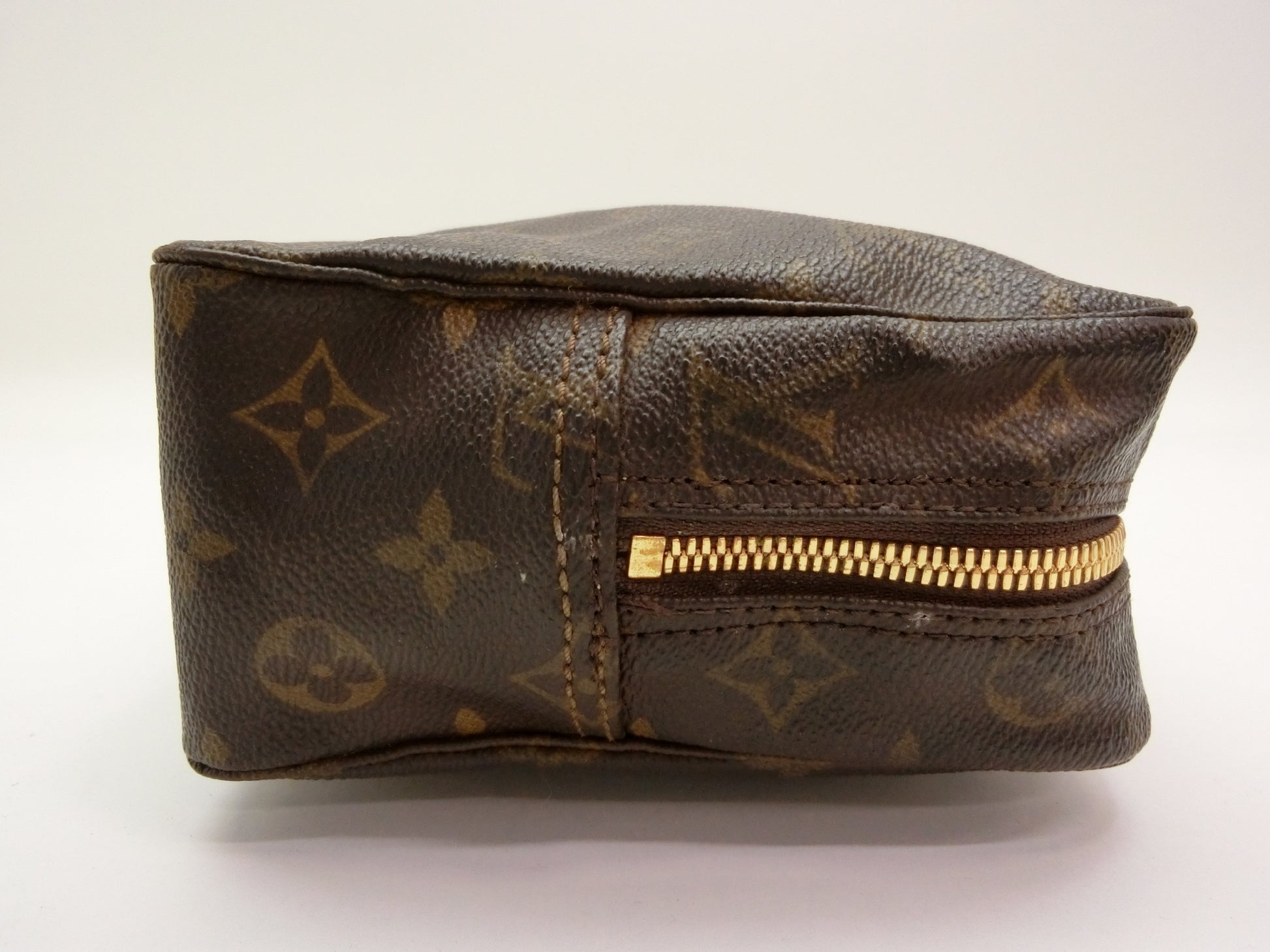 LOUIS VUITTON Monogram True Toilet Pouch