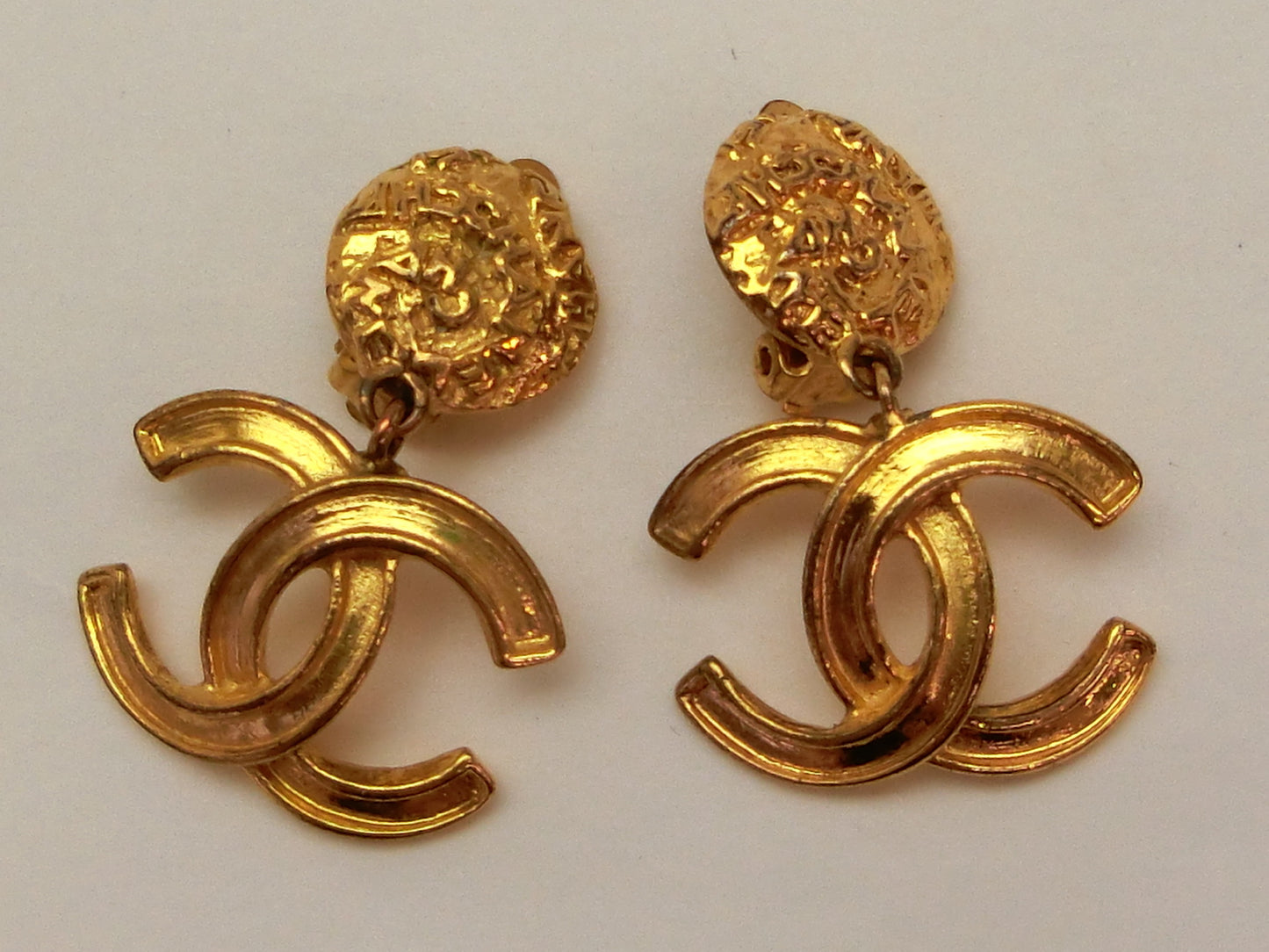 CHANEL Coco Mark Swing 95A Earrings