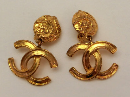 CHANEL Coco Mark Swing 95A Earrings