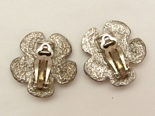 CHANEL Matelasse Camellia 98 A Earrings