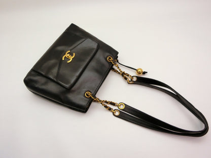 CHANEL Turnlock Leather Shoulder Bag
