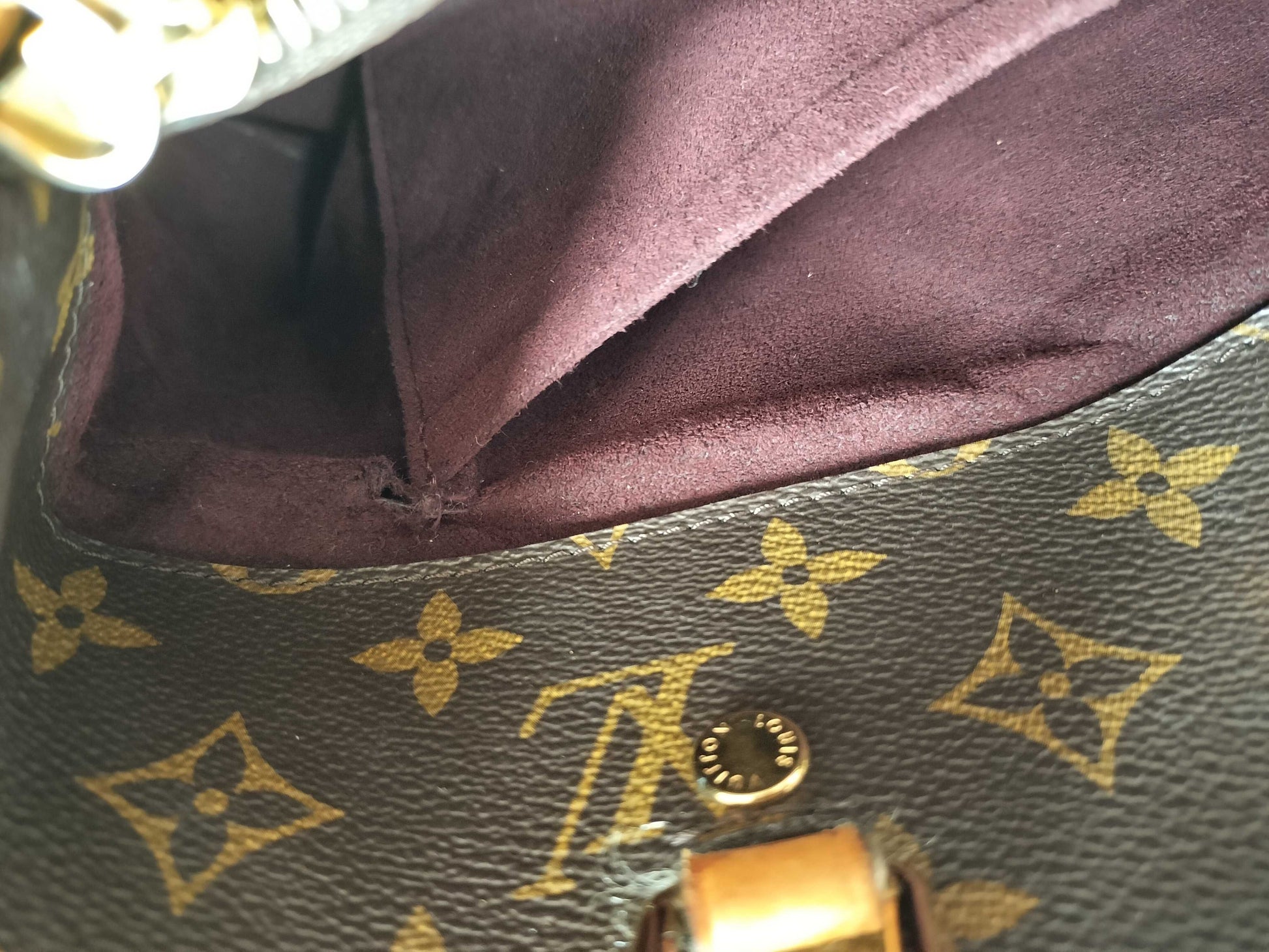 LOUIS VUITTON M41056 Monogram Montaigne MM M41056 Handbag