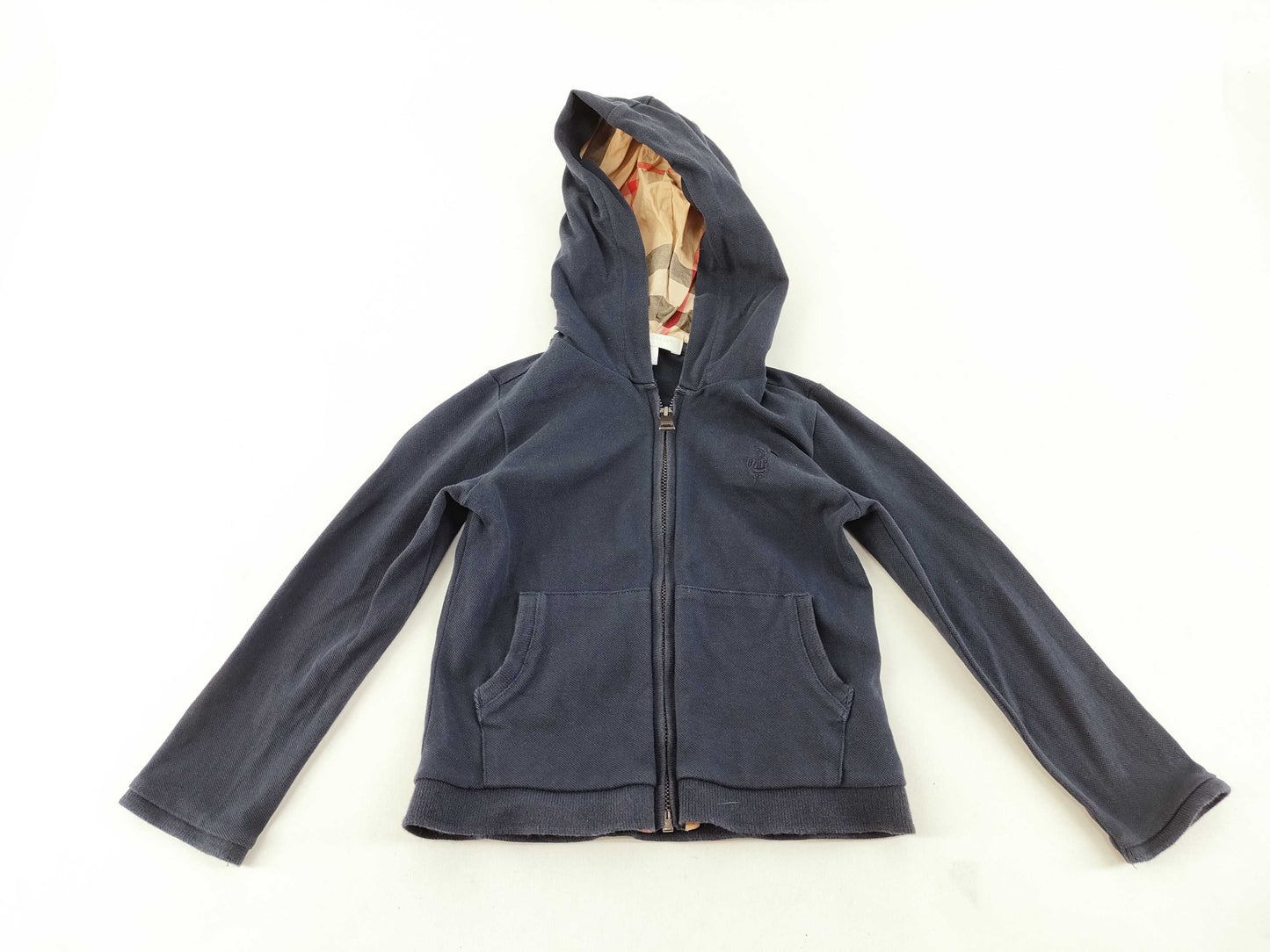 BURBERRY 5 pieces of clothing and other apparel