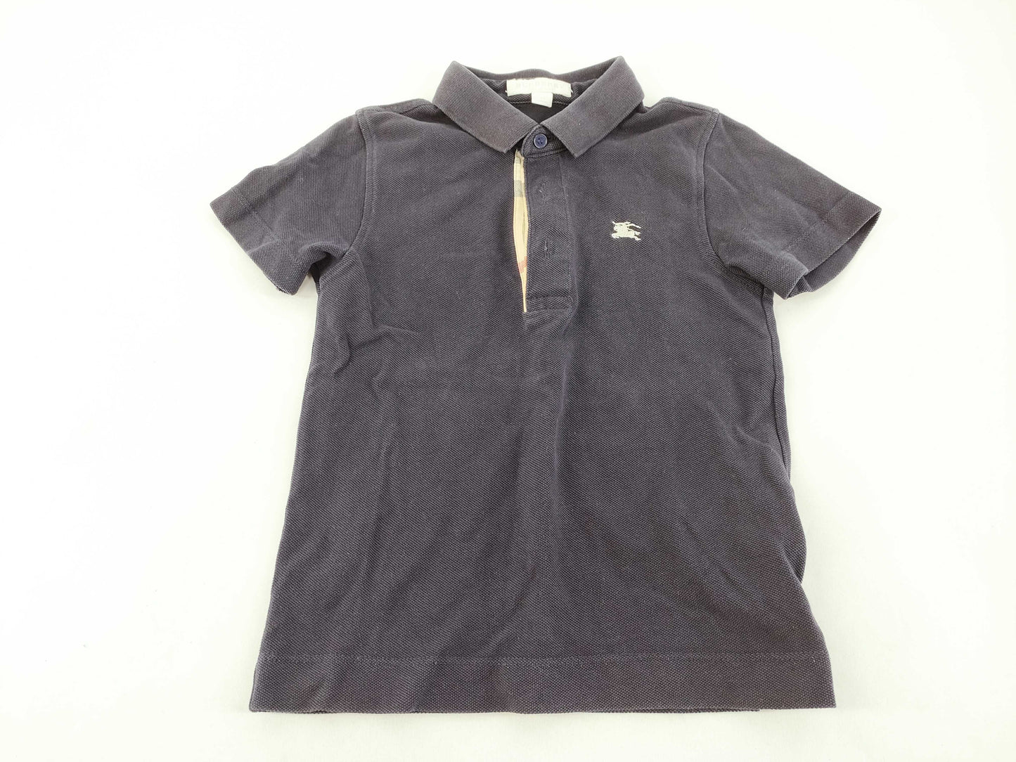 BURBERRY 5 pieces of clothing and other apparel