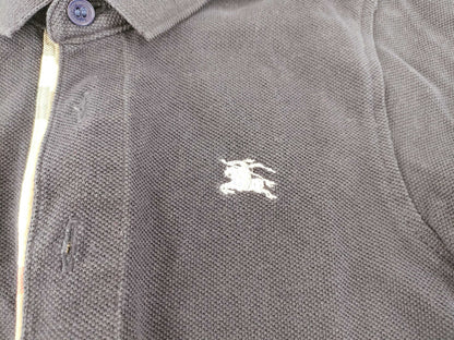 BURBERRY 5 pieces of clothing and other apparel