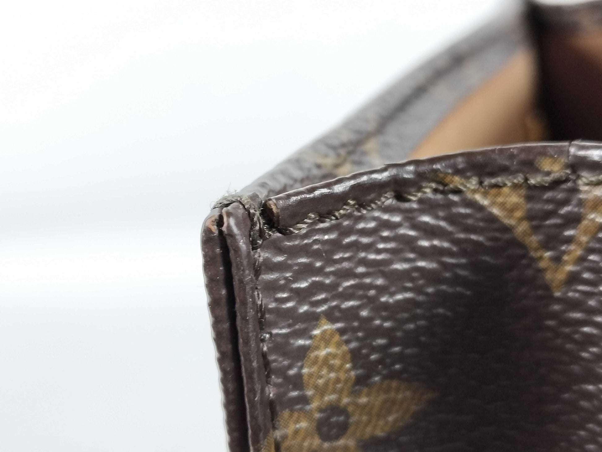 LOUIS VUITTON M69442 Monogram Louis Vuitton Petite Sac Plat m69442 2-way handbag