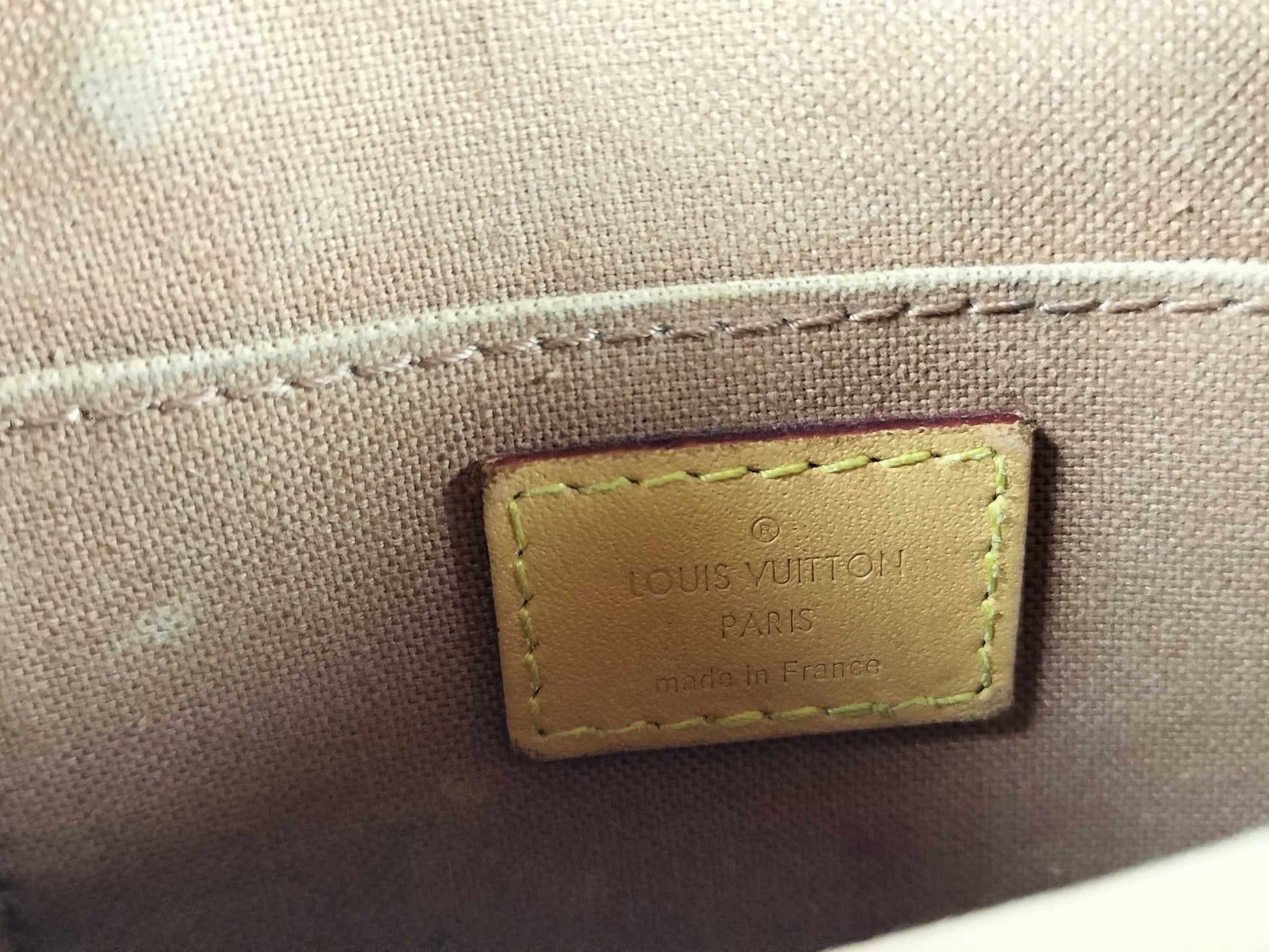 LOUIS VUITTON M69442 Monogram Louis Vuitton Petite Sac Plat m69442 2-way handbag