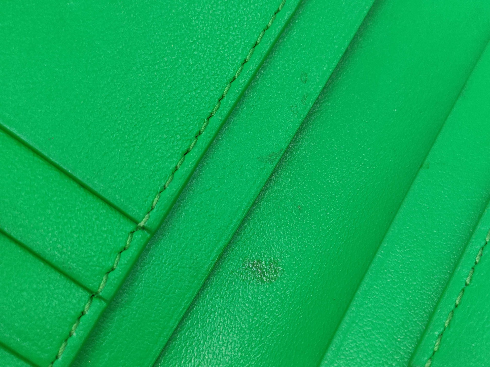 BOTTEGA VENETA Bottega Maxi Intrecciato Wallet