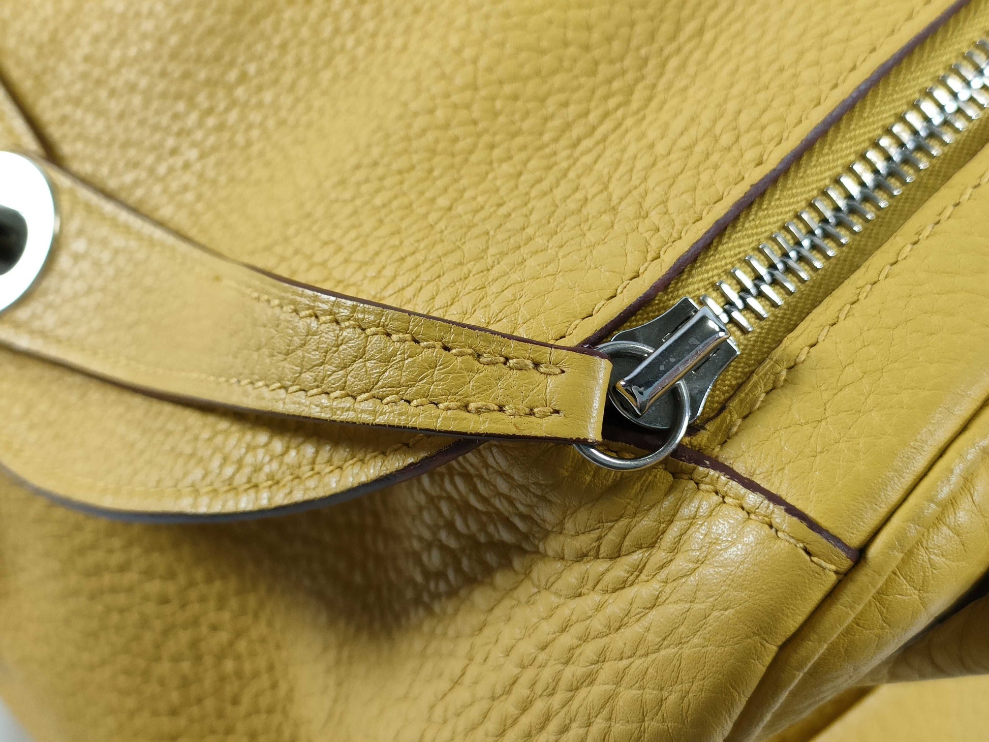HERMES Lindy 34 Handbag