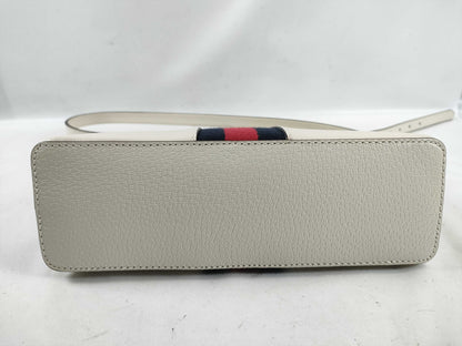 GUCCI 719881 Shoulder Bag