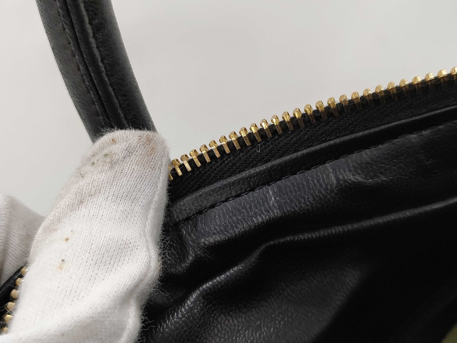 CHANEL CHANEL V Stitch Handbag