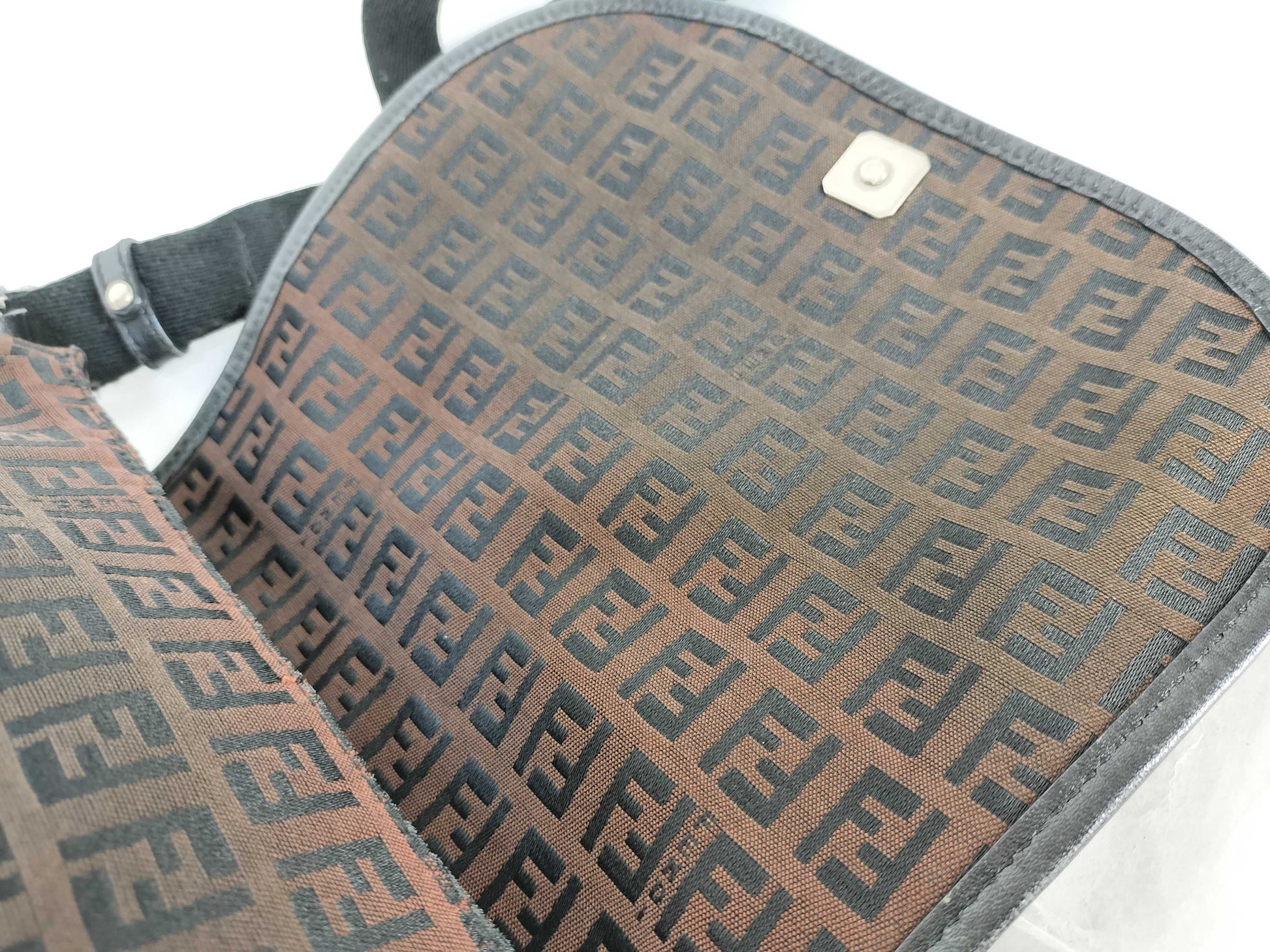 FENDI Zucchino shoulder bag with Zucca pattern