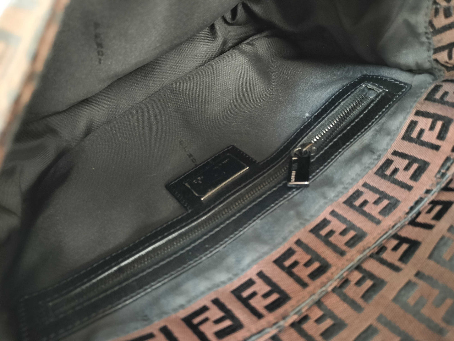 FENDI Zucchino shoulder bag with Zucca pattern
