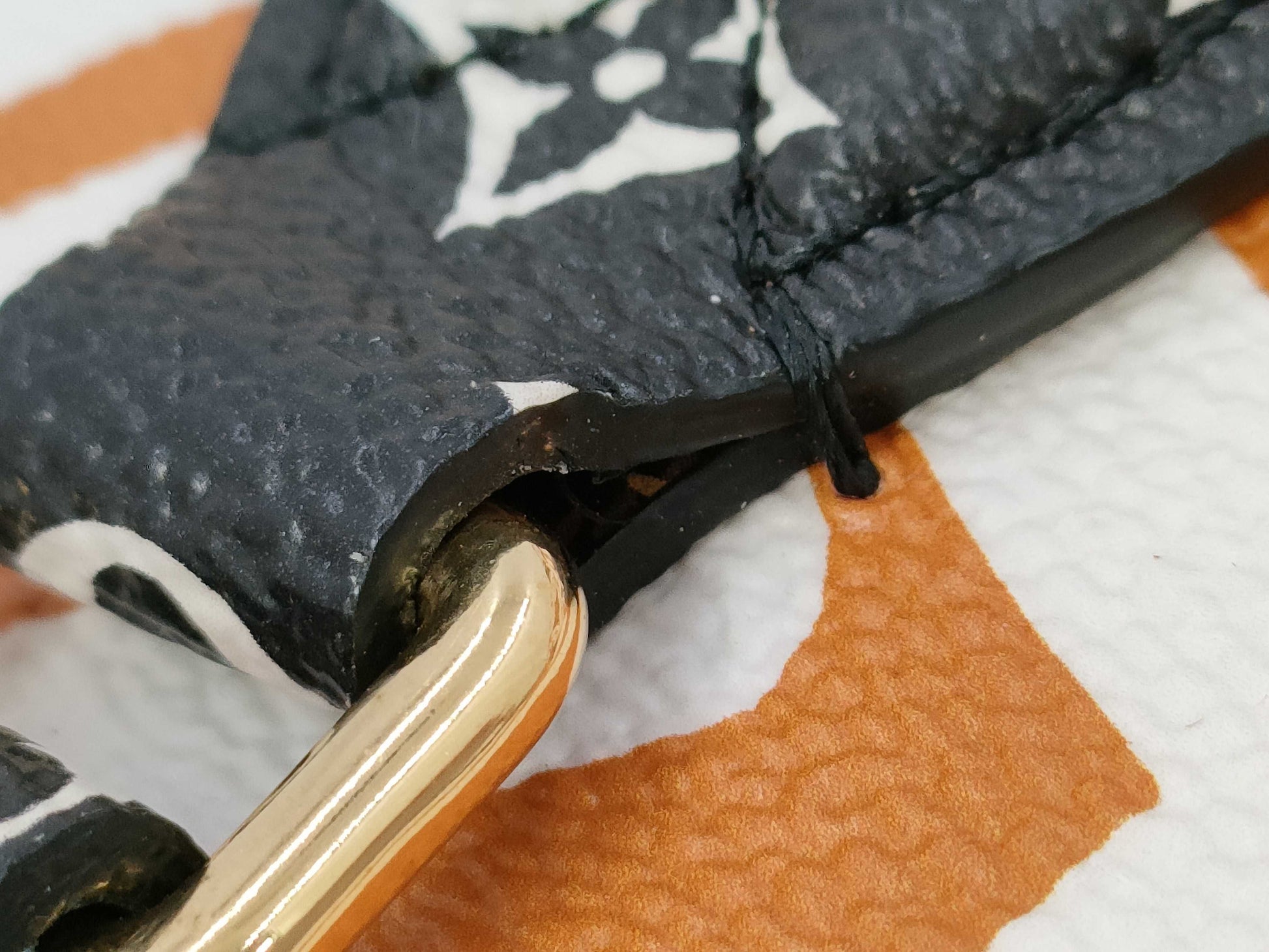LOUIS VUITTON LV On the Go GM M45359 Handbag