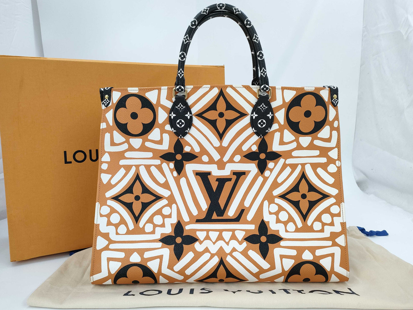 LOUIS VUITTON LV On the Go GM M45359 Handbag