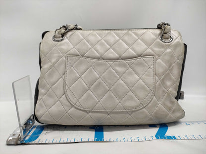 CHANEL Coco Matelasse Chain Shoulder Bag