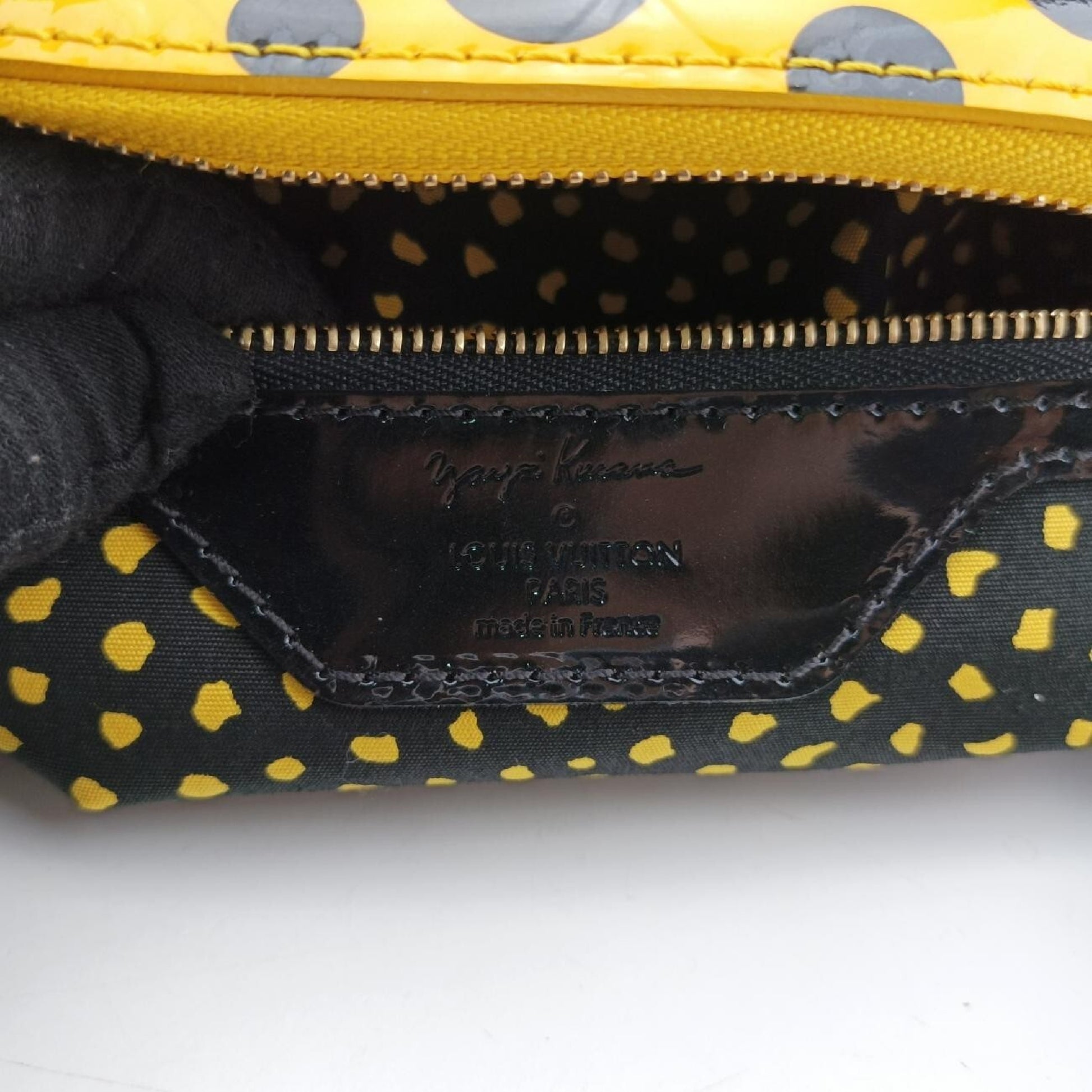 LOUIS VUITTON Dot Infinity Lockit MM Yayoi Kusama Jaune x Black Vernis M91398FL2122 Handbag