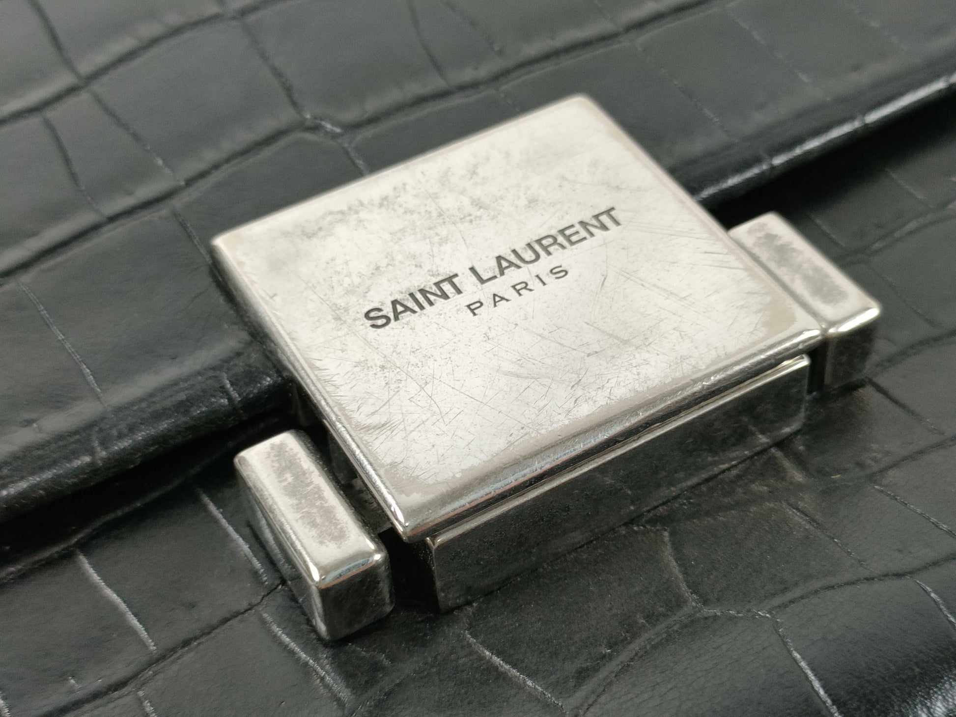 Yves Saint Laurent YSL Shoulder Bag