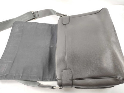 LOUIS VUITTON M 32627 Taiga LV Shoulder Bag