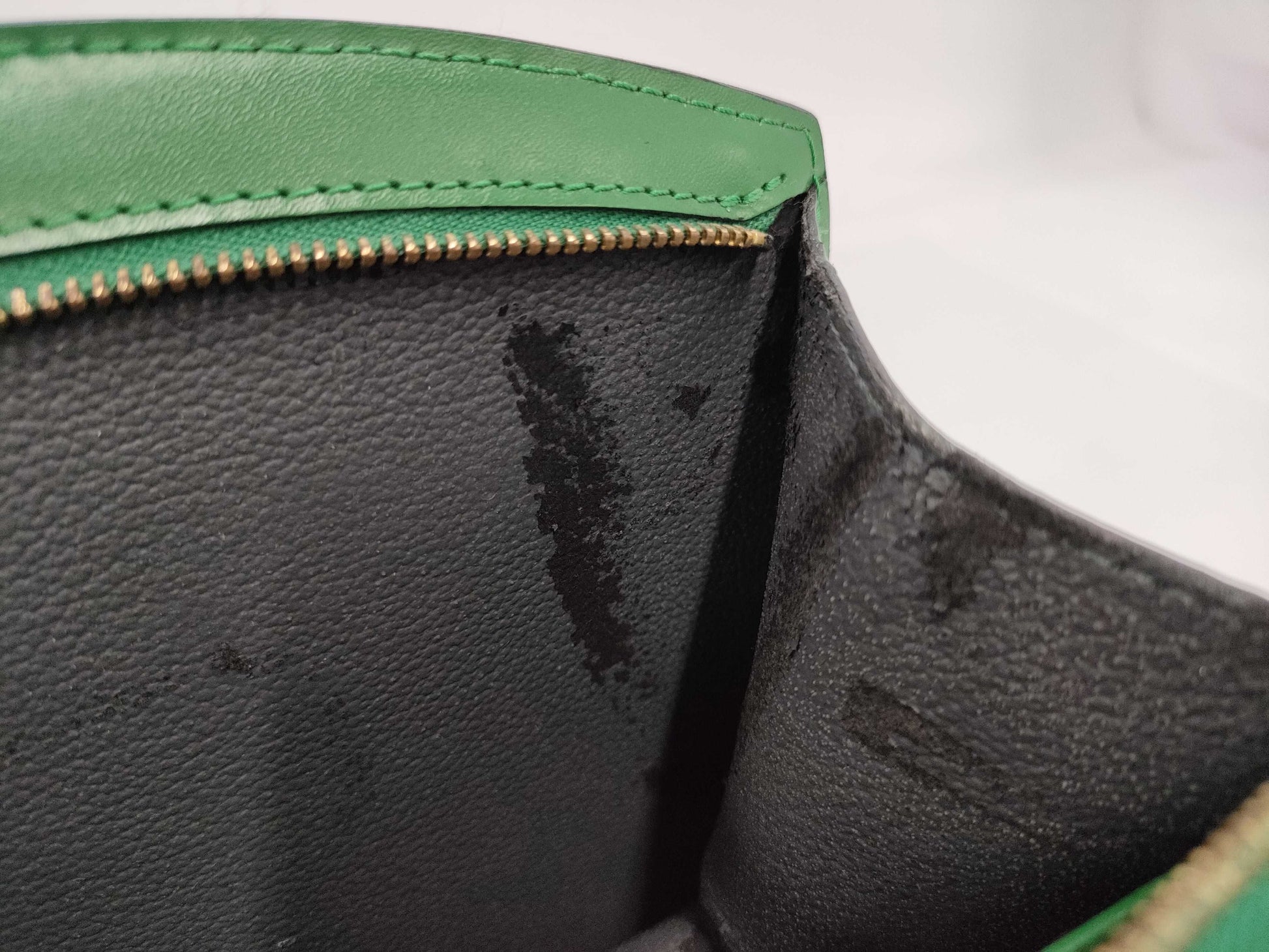 LOUIS VUITTON M48407 Epitrus Crete Borneo Green Leather Second Clutch Bag