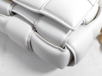 BOTTEGA VENETA Intrecciato Bottega Veneta Maxi Intrecciato 2-Way Shoulder Bag