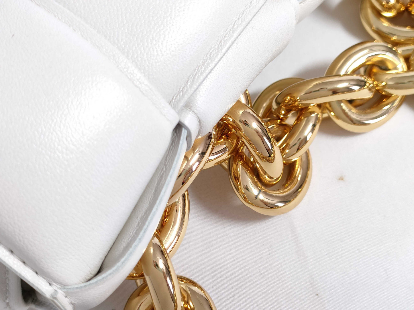 BOTTEGA VENETA Intrecciato Bottega Veneta Maxi Intrecciato 2-Way Shoulder Bag