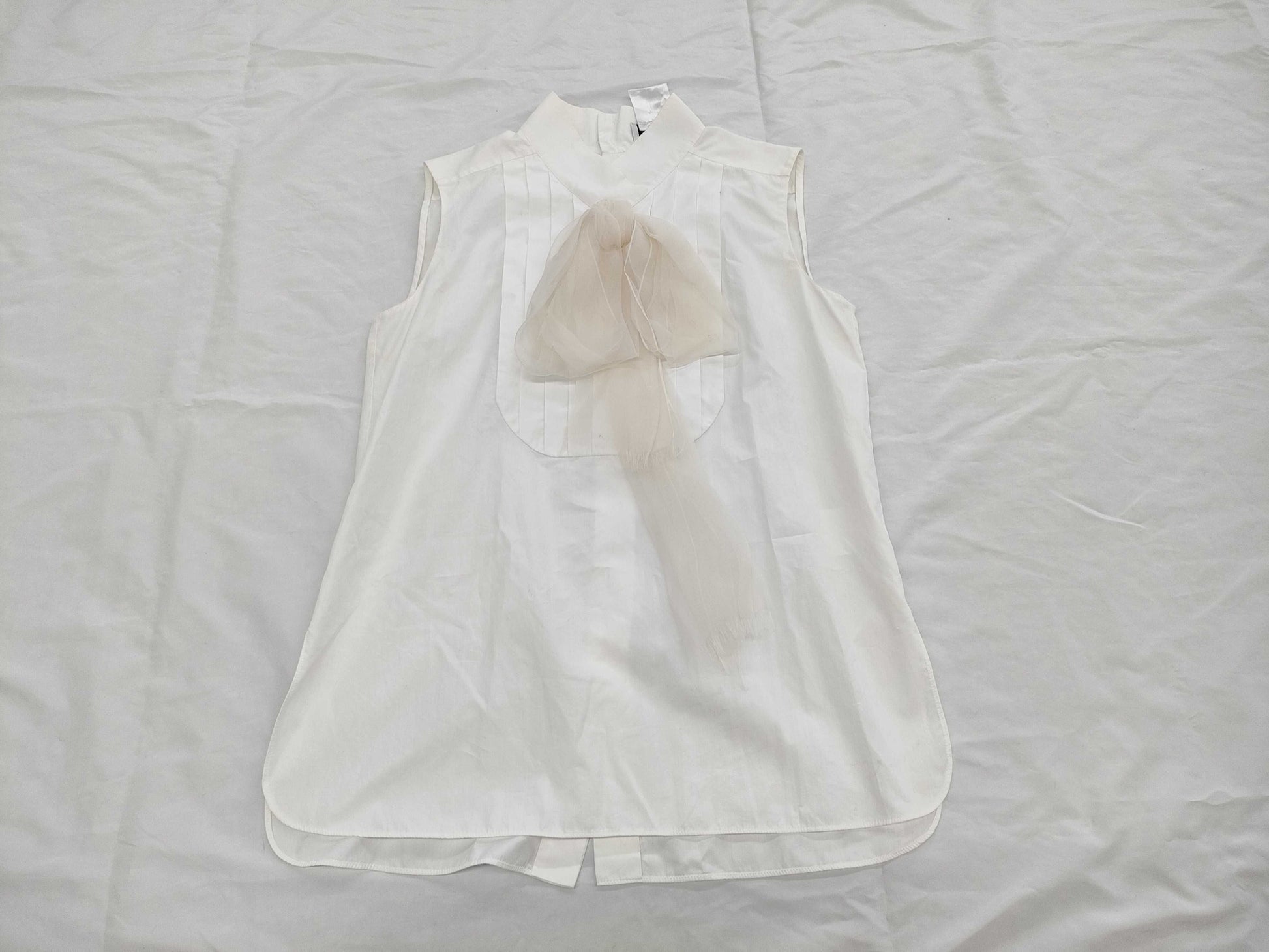 CHANEL Sleeveless Blouse with Back Ribbon, Size 34, Tops