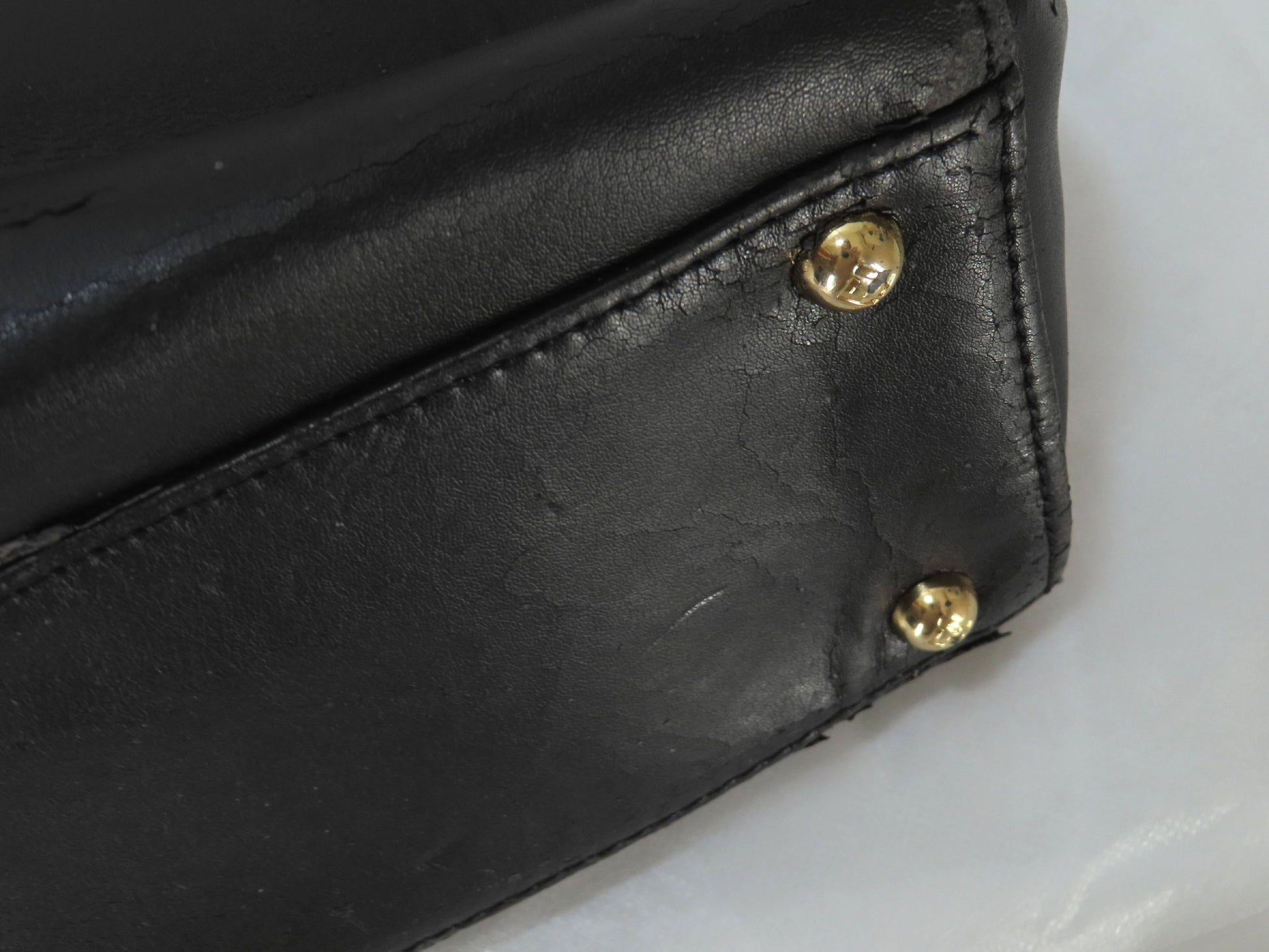 FENDI Peekaboo Handbag Handbag