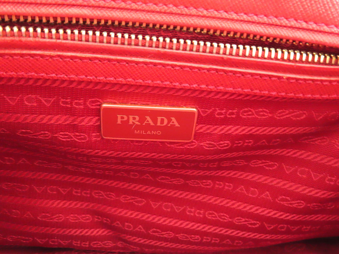 PRADA 2-way Galleria Saffiano handbag