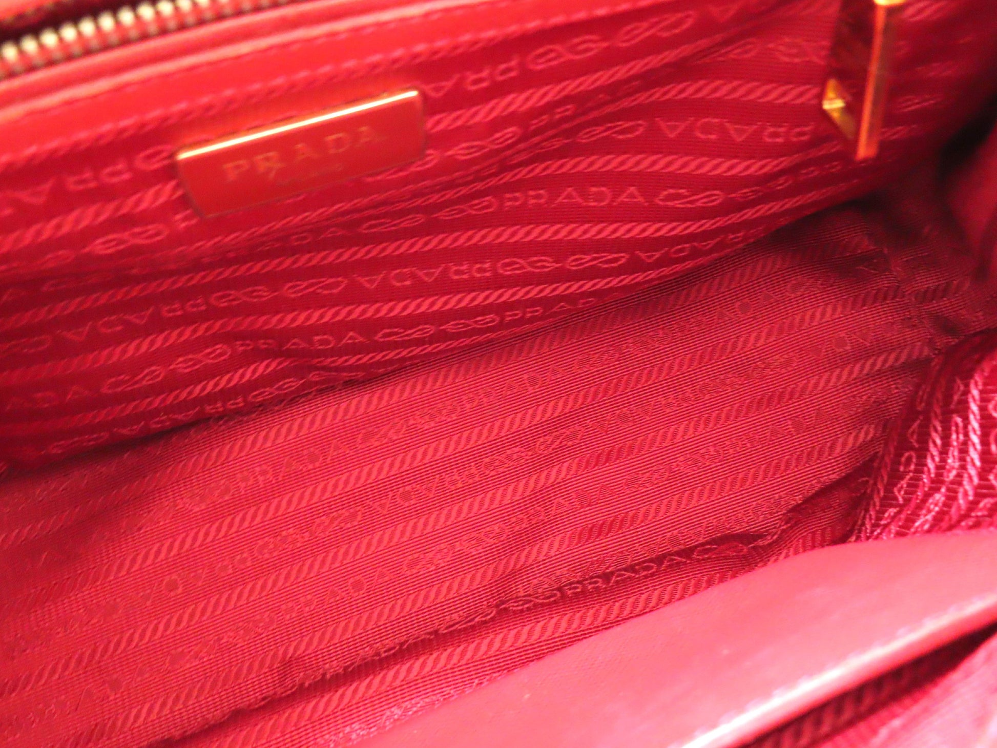 PRADA 2-way Galleria Saffiano handbag