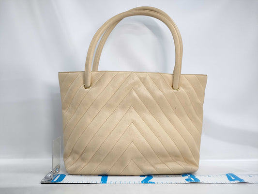 CHANEL Caviar Skin Chanel Hand Tote Bag