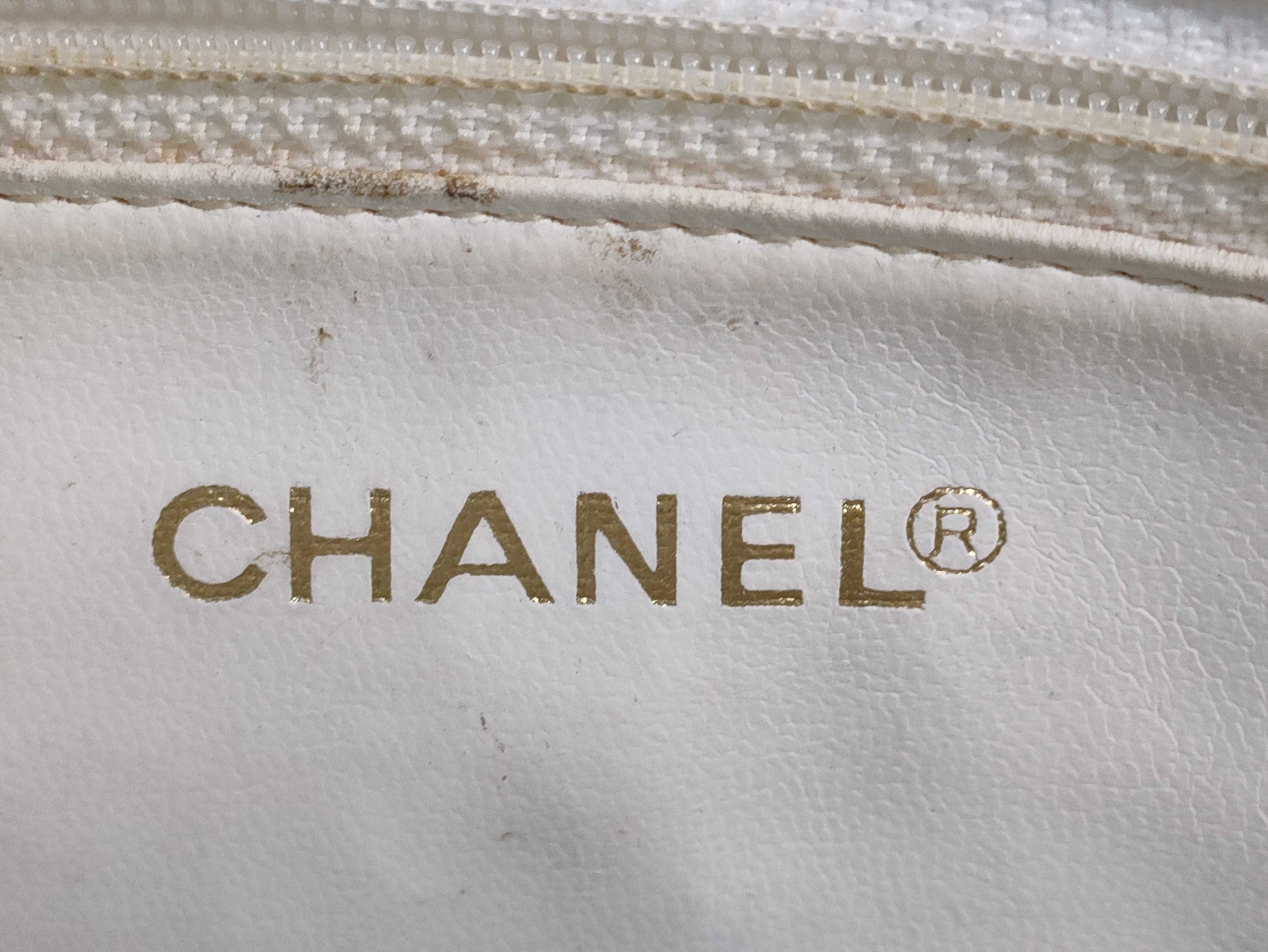 CHANEL Caviar Skin Chanel Hand Tote Bag