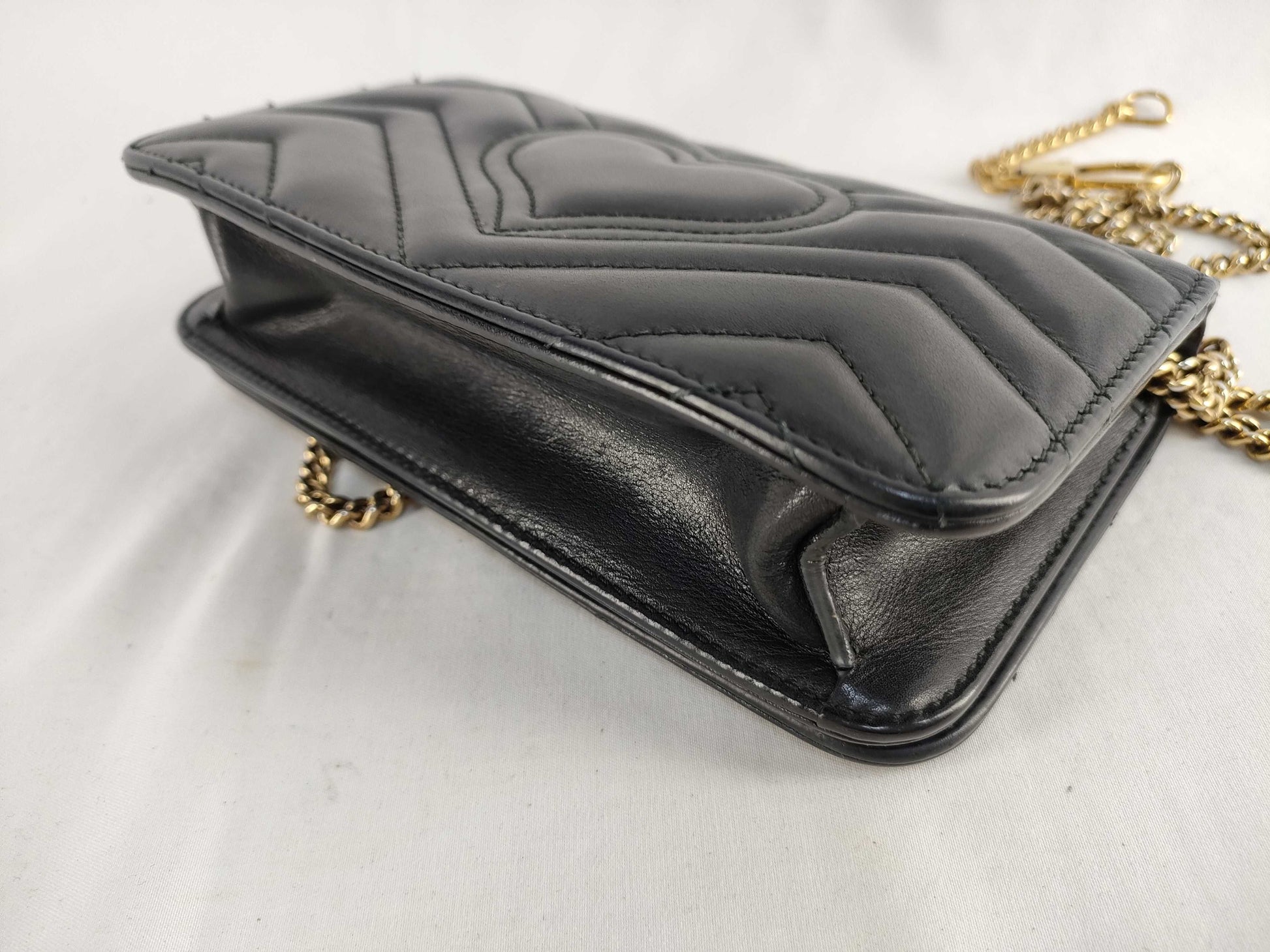 GUCCI GG Marmont Leather Chain Shoulder Bag