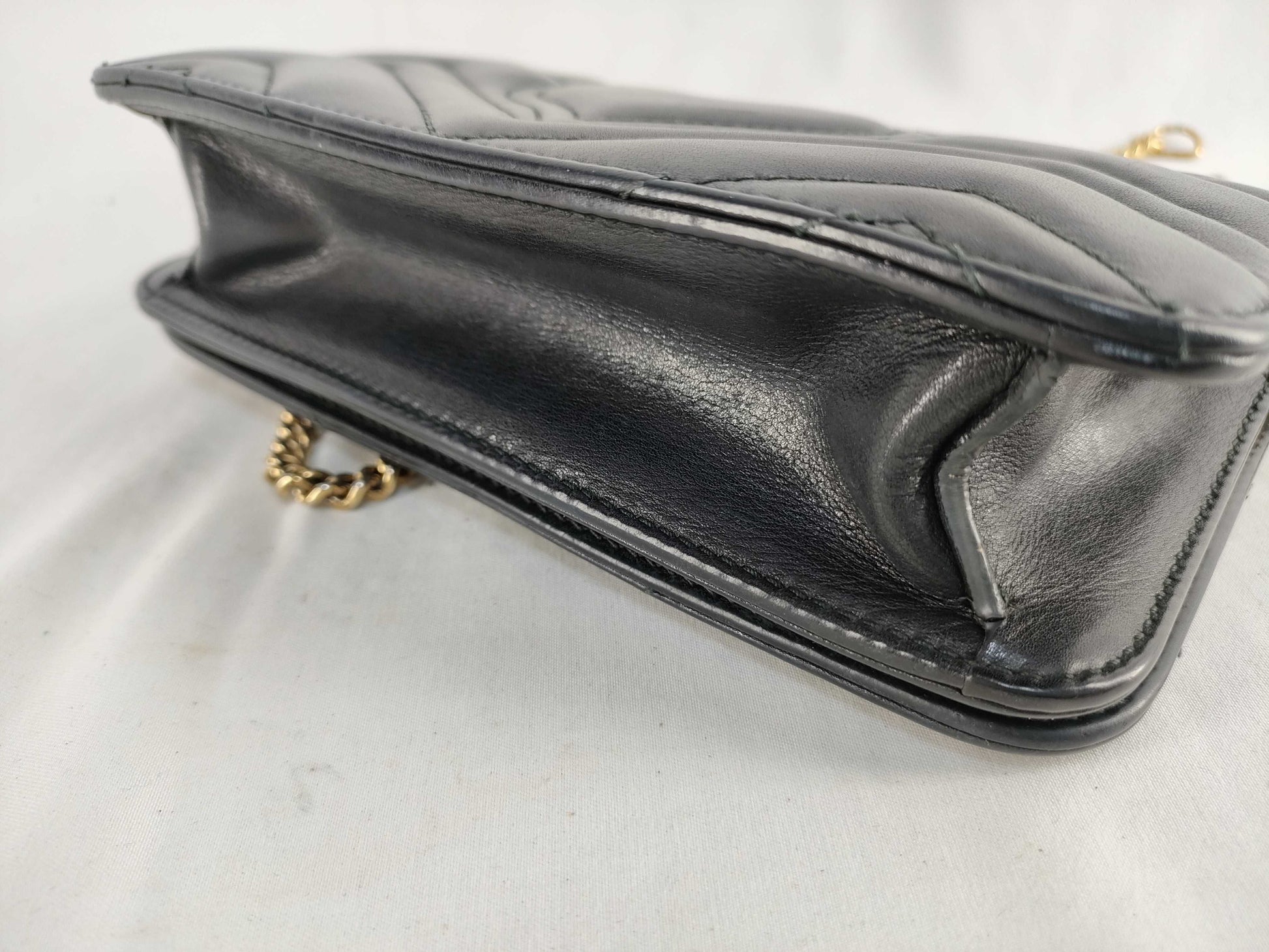 GUCCI GG Marmont Leather Chain Shoulder Bag