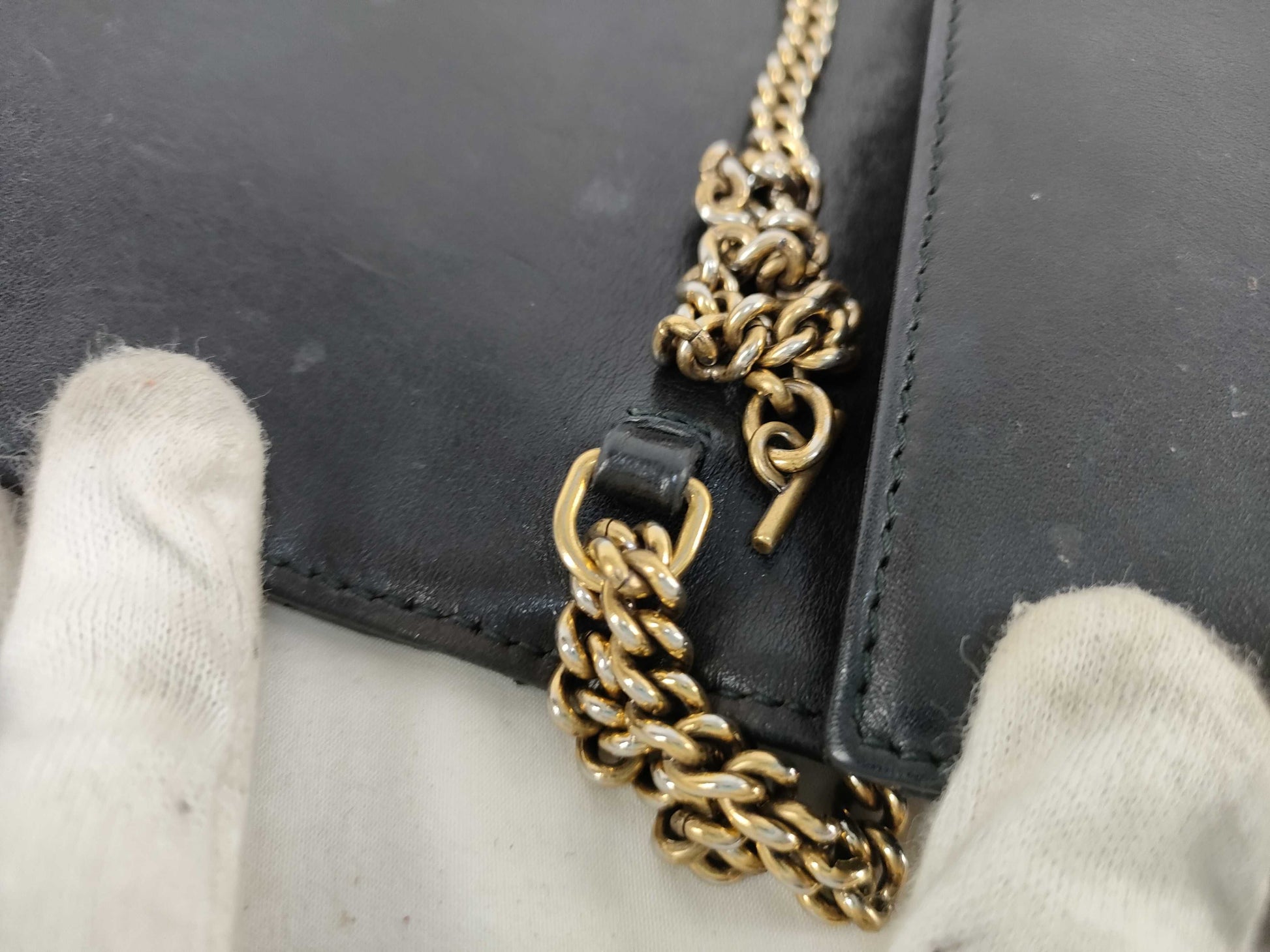 GUCCI GG Marmont Leather Chain Shoulder Bag
