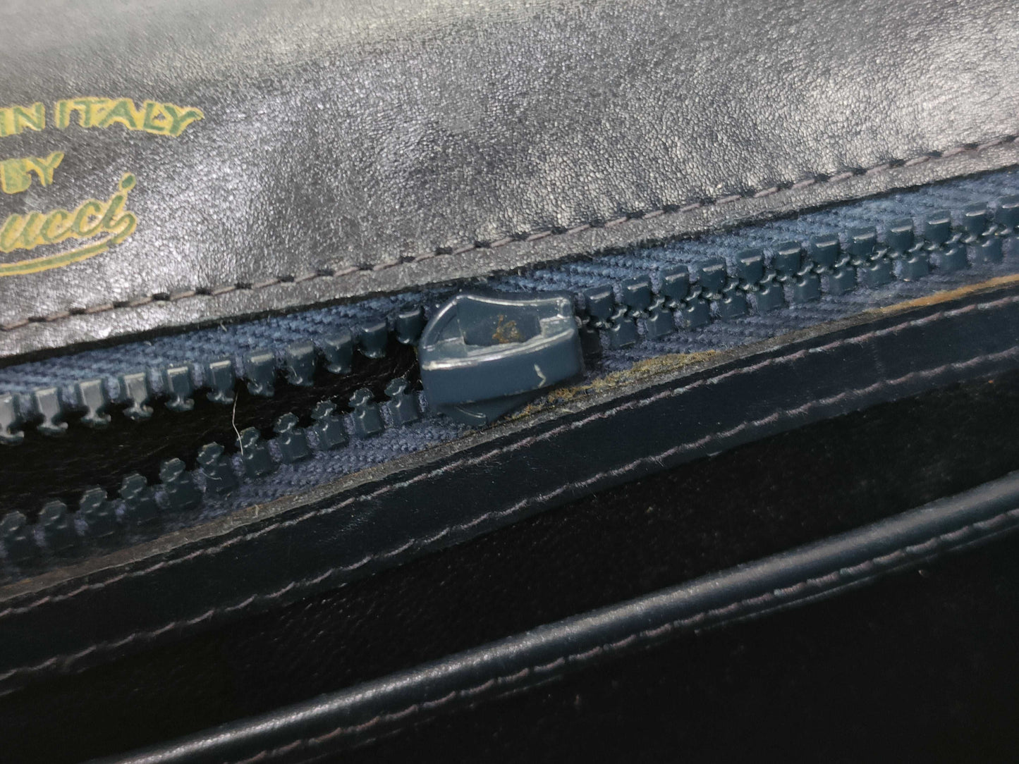 GUCCI Gucci Leather Handbag Navy Handbag