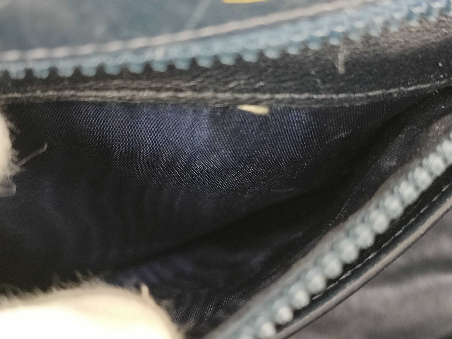 GUCCI Gucci Leather Handbag Navy Handbag