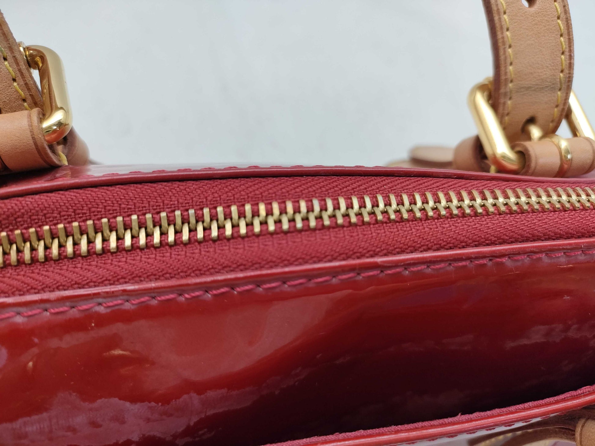 LOUIS VUITTON Vernis LV Monogram Vernis Rosewood Avenue M93507 FL4059 Handbag