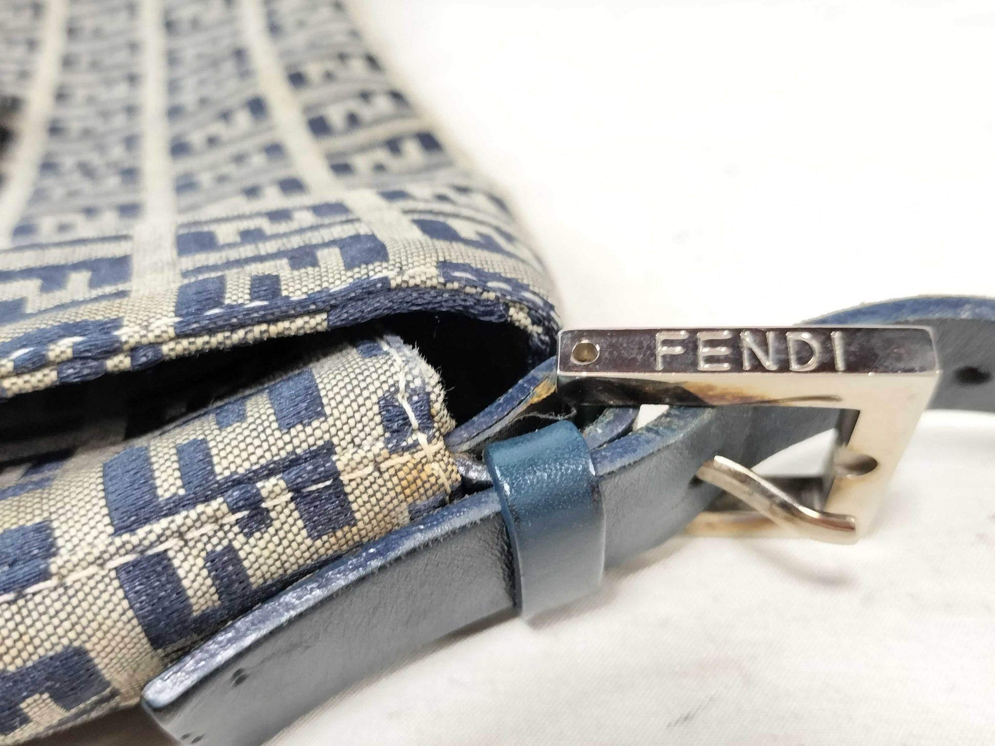 FENDI Zucchino Canvas and Leather One-Shoulder Bag Beige and Navy