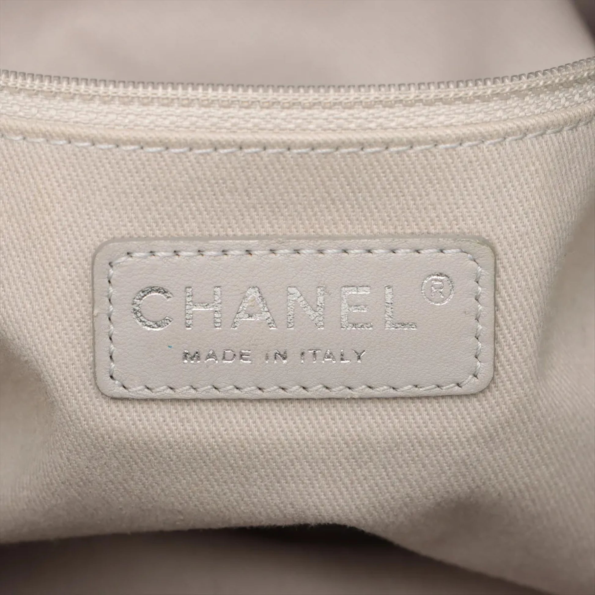 CHANEL Matelasse Leather 2-Way Handbag with Sticker and Card, 16th Series, Shoulder Bag
