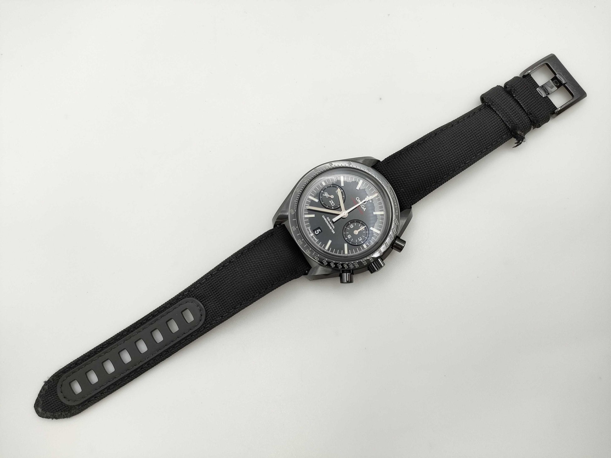 OMEGA Speedmaster Co-Axial Dark Side of the Moon 311.92.44.51.01.003 86748415 Black Dial Automatic Men's Watch