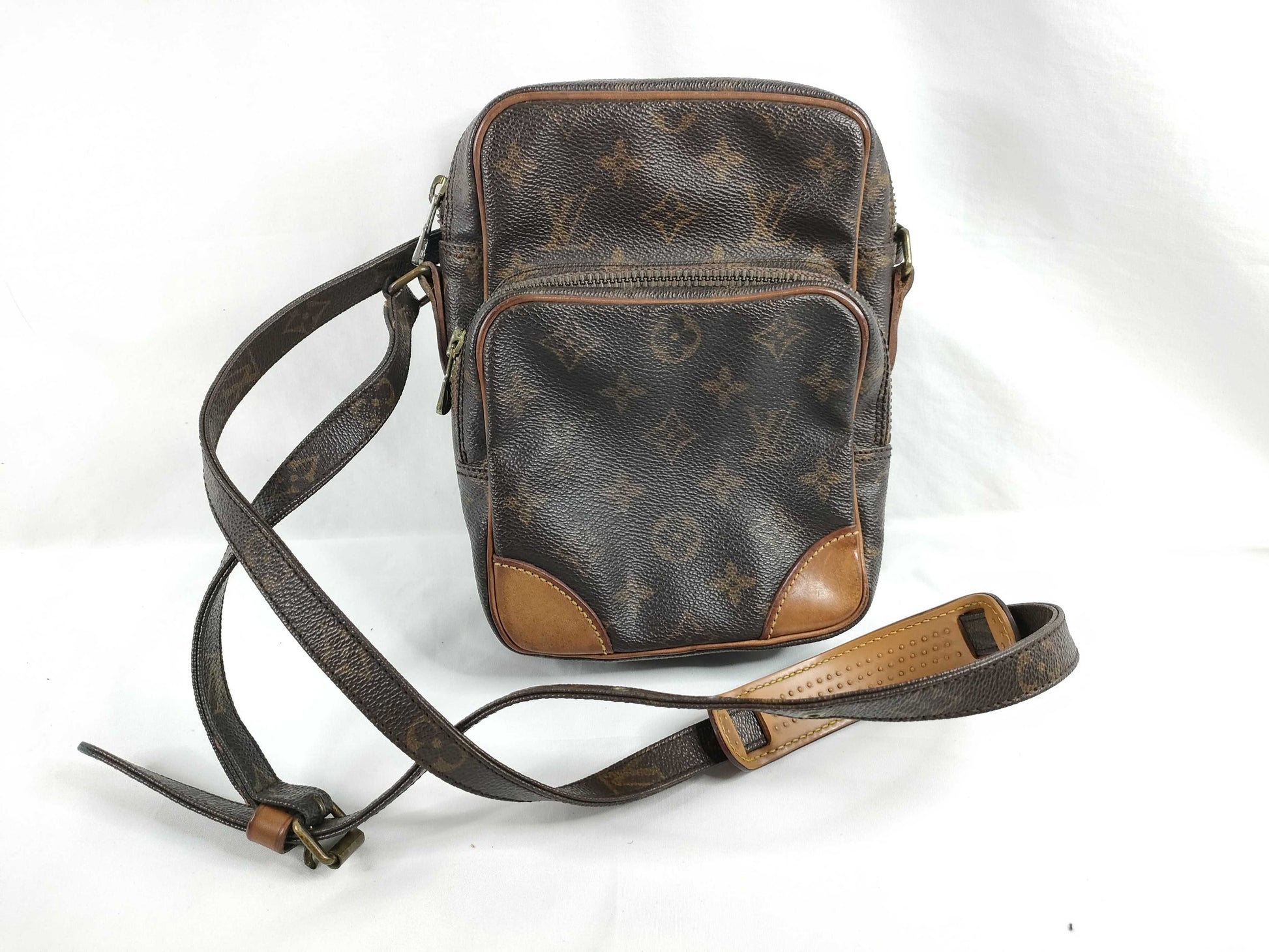 LOUIS VUITTON M45236 Monogram Amazon Shoulder Bag
