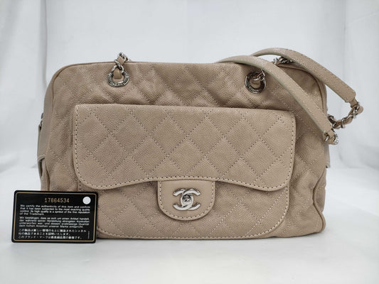CHANEL Caviar Matelasse Chain Shoulder Bag with Silver Hardware
