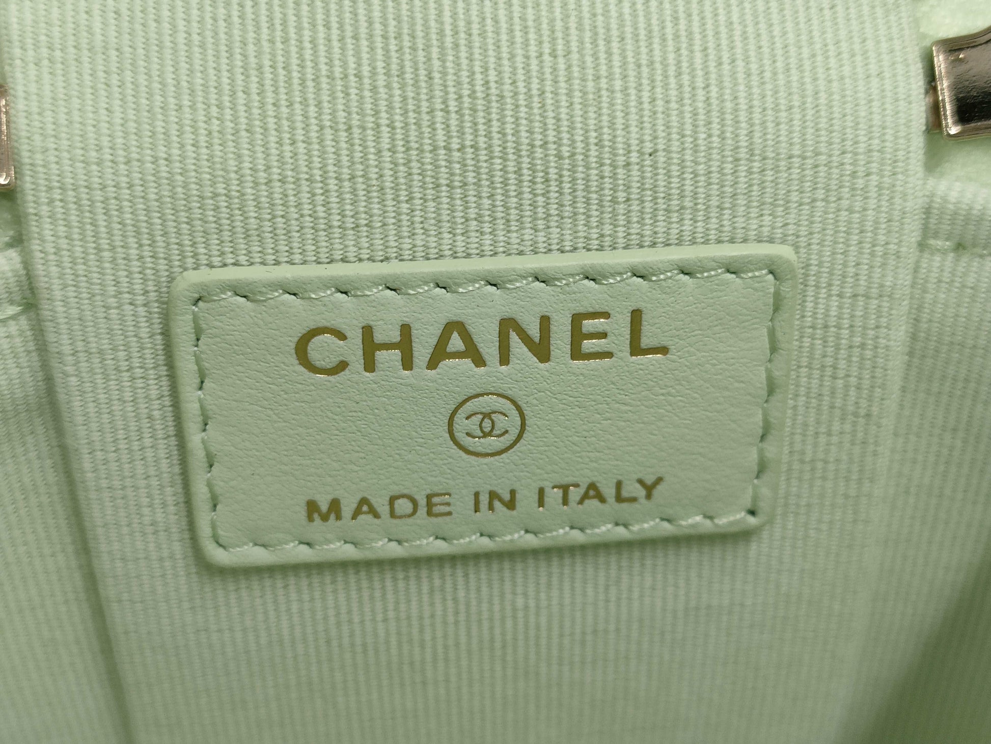 CHANEL Caviar Mini Vanity Bag Shoulder Bag