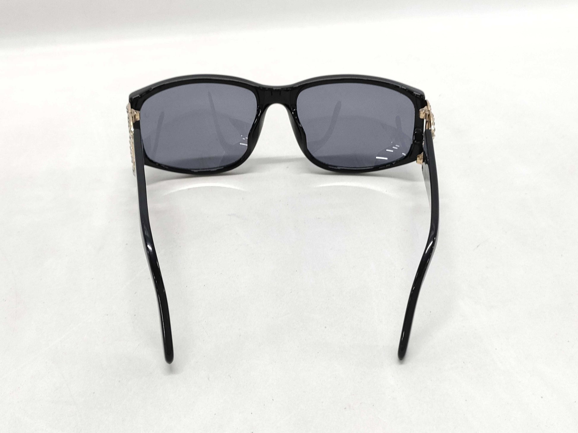  CHANEL Coco Mark Rhinestone Sunglasses with Case